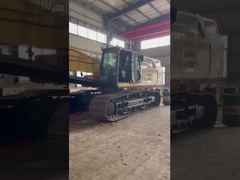 Super lange graafmachine met een boomarm